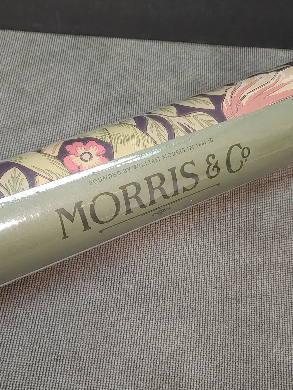 Morris & Co. Archive Wallpapers Pimpernel Bullrush/Russet